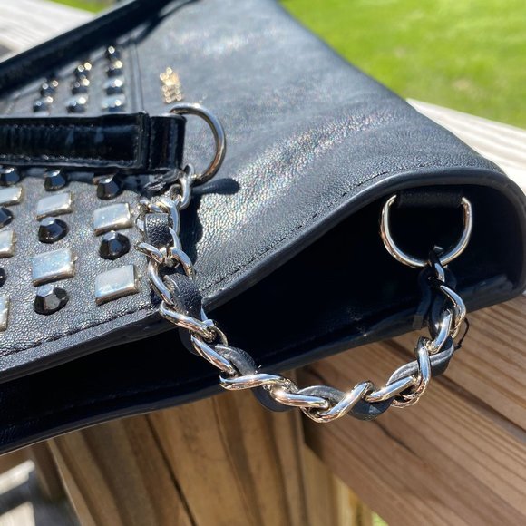 Guess envelope clutch w/ silver & black studs, - Picture 7 of 10